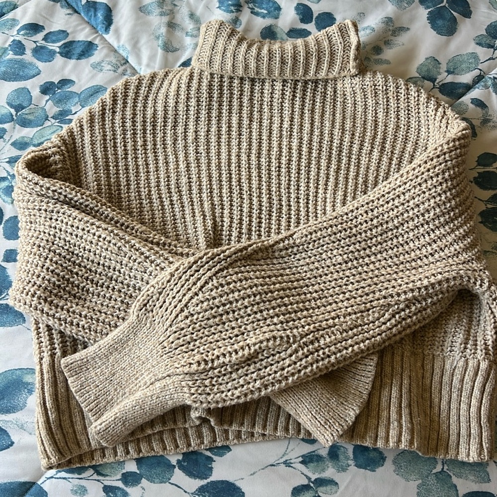 H&M Cream Turtle Neck Top